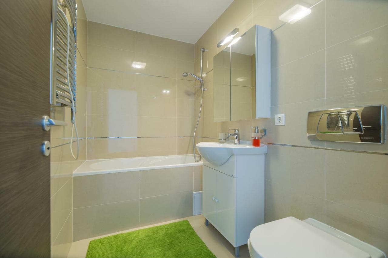 Family Apartment In Silver Mountain Resort Пояна-Брашов Экстерьер фото