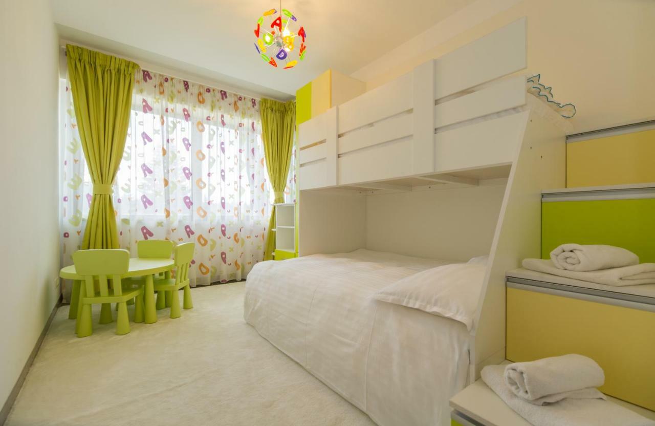 Family Apartment In Silver Mountain Resort Пояна-Брашов Экстерьер фото
